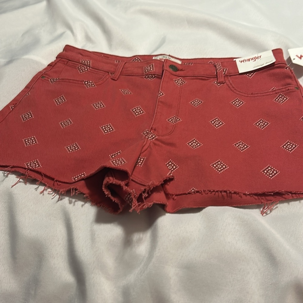 Wrangler Women's Geometric mid rise vintage Jean Shorts - Picture 7 of 16